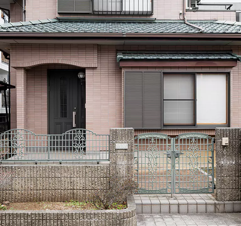 The Most Trusted Company to Sell Damaged House in Riverhead